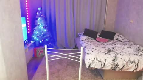 Snapshot of sweettchloe chatting on 12/30/24, 01:36 SweetTChloe online show from 12/30/24, 01:36
