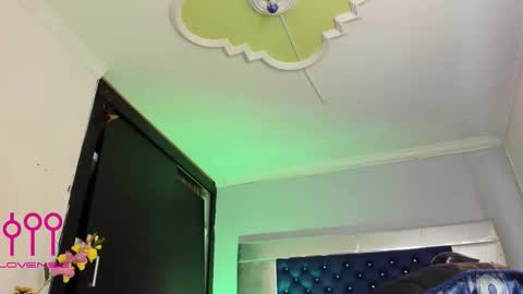 DANIELA online show from 04/21/26, 08:12