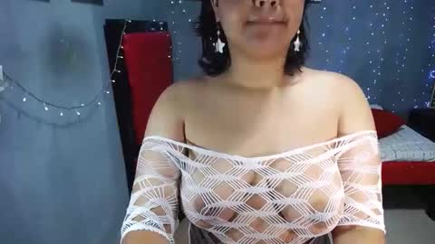 Snapshot of sweettei chatting on 03/15/26, 11:16 Me llamo Tara online show from 03/15/26, 11:16