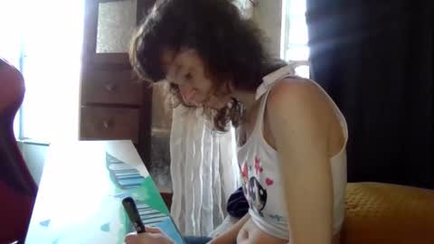 Snapshot of sweettoothtrixie chatting on 01/10/26, 08:10 Sweet Tooth Trixie online show from 01/10/26, 08:10