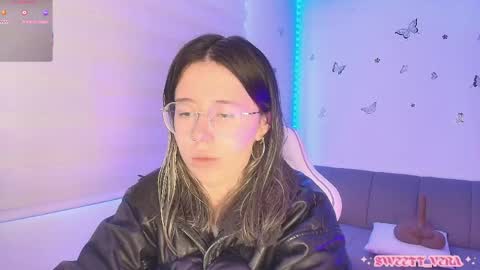 Veronica Independent Model online show from 04/20/26, 12:52