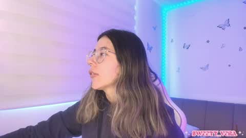 Snapshot of sweettvera_ chatting on 05/25/26, 12:33 Veronica Independent Model online show from 05/25/26, 12:33