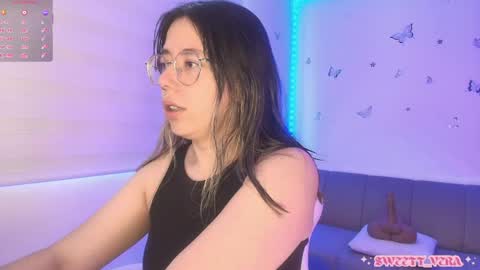 Snapshot of sweettvera_ chatting on 05/30/26, 01:19 Veronica Independent Model online show from 05/30/26, 01:19