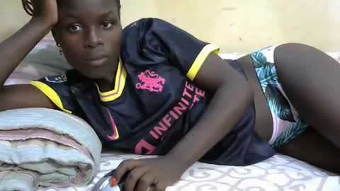 sweetvallerie online show from 02/07/25, 06:02