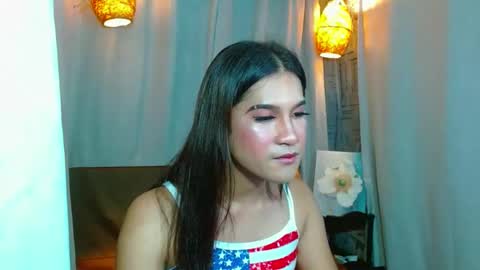 Snapshot of sweetvictoria2000 chatting on 02/13/25, 01:15 sweetvictoria2000 online show from 02/13/25, 01:15