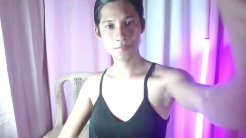 Snapshot of sweetvictoria2000 chatting on 10/17/25, 08:50 sweetvictoria2000 online show from 10/17/25, 08:50