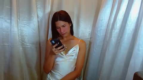 Snapshot of sweetvictoria2000 chatting on 06/02/26, 06:15 sweetvictoria2000 online show from 06/02/26, 06:15