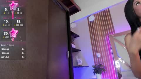 sweetviolet___ online show from 02/23/25, 06:01