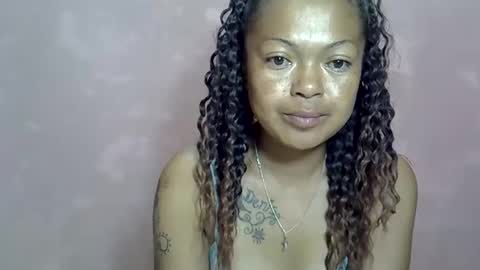 Snapshot of sweety_angel_7 chatting on 03/20/26, 07:24 Sarah online show from 03/20/26, 07:24