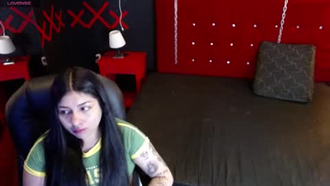 Snapshot of sweety_ashly chatting on 01/18/25, 11:21 Ashley 3 online show from 01/18/25, 11:21