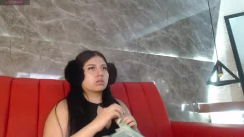 Snapshot of sweety_ashly chatting on 01/25/25, 05:19 Ashley 3 online show from 01/25/25, 05:19