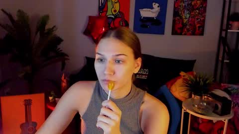 Emily online show from 03/15/26, 03:12