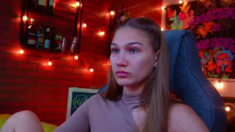 Emily online show from 05/08/26, 05:46