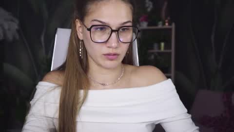 Emily online show from 05/19/26, 09:26