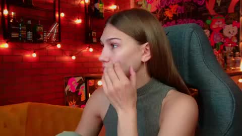 Emily online show from 05/28/26, 09:17