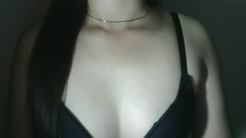 Snapshot of sweety_princess15 chatting on 10/08/25, 03:31 sweety_princess15 online show from 10/08/25, 03:31