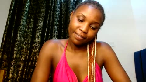 Snapshot of sweety_spixxy chatting on 06/21/26, 03:58 Dolly online show from 06/21/26, 03:58
