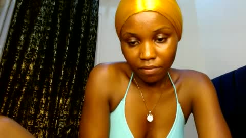 Snapshot of sweety_spixxy chatting on 07/03/26, 10:49 Dolly online show from 07/03/26, 10:49