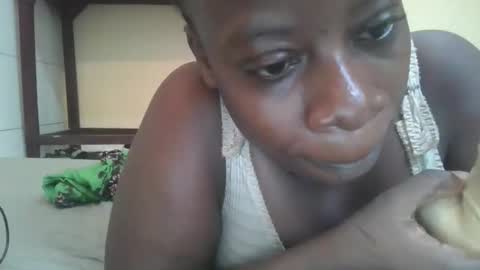 sweetyass25 online show from 03/01/26, 06:15