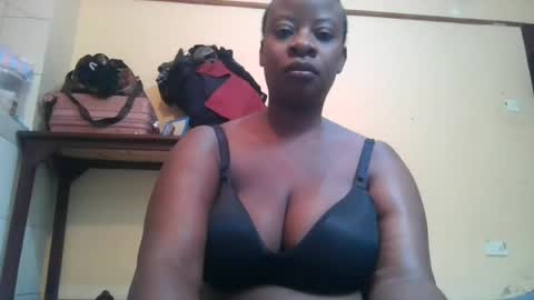 sweetyass25 online show from 06/14/26, 06:26