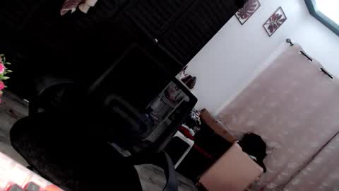 Claire Watson online show from 12/02/25, 10:05