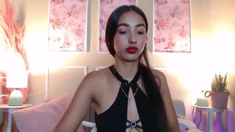 LAURA online show from 02/11/26, 12:10