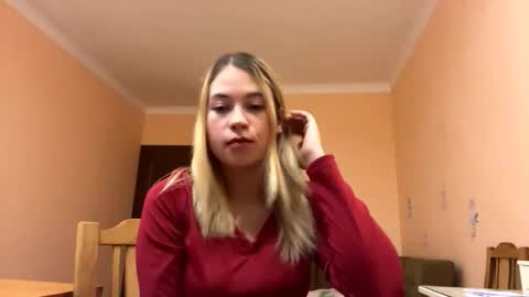 Elizabeth online show from 10/20/25, 04:29