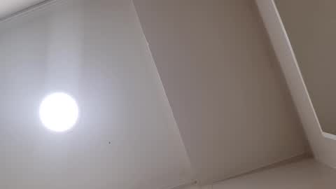 Snapshot of sweetywhity2 chatting on 01/19/25, 07:15 Silvia online show from 01/19/25, 07:15