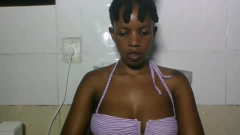 sweetz_candice online show from 11/23/25, 10:42