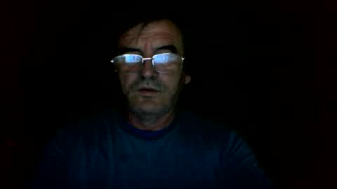 Snapshot of swergiu333 chatting on 06/02/26, 04:36 Raymond online show from 06/02/26, 04:36