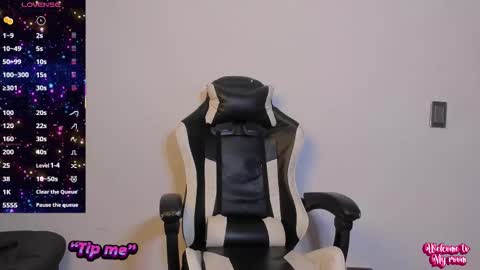 Snapshot of swet_lovee_ chatting on 01/14/26, 10:43 Your dream online show from 01/14/26, 10:43