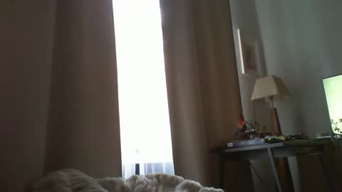 Snapshot of swim_696969 chatting on 05/23/26, 04:00 M online show from 05/23/26, 04:00