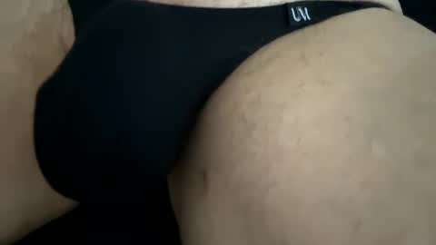 swimjock92262 online show from 09/22/25, 07:27