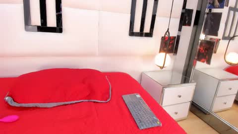 switchalixxon online show from 01/30/25, 04:02