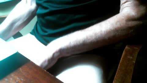 Snapshot of swizzle__stick chatting on 07/04/26, 09:48 will jeffers online show from 07/04/26, 09:48