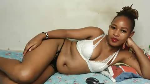 Snapshot of swt_bby chatting on 04/26/26, 04:59 swt_bby online show from 04/26/26, 04:59