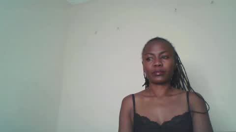 Snapshot of swtebony1 chatting on 05/06/26, 10:48 ALICIA online show from 05/06/26, 10:48