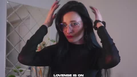 Sophie online show from 10/20/25, 11:21