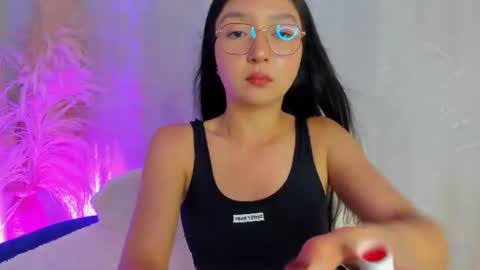 Snapshot of sydney_miller_ chatting on 06/16/26, 12:02 Sydney online show from 06/16/26, 12:02