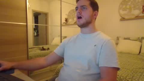 syl092 online show from 12/09/24, 05:19