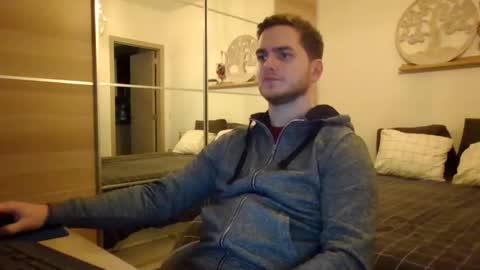 syl092 online show from 01/09/25, 06:15