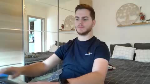 syl092 online show from 01/14/25, 01:28