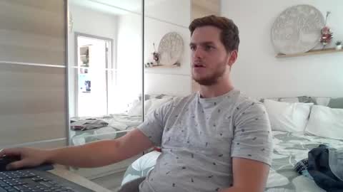 syl092 online show from 09/11/25, 03:56