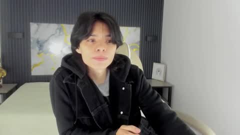 Snapshot of sylasfrost chatting on 11/25/25, 07:03 sylasfrost online show from 11/25/25, 07:03