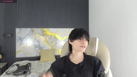 Snapshot of sylasfrost chatting on 12/05/25, 07:21 sylasfrost online show from 12/05/25, 07:21