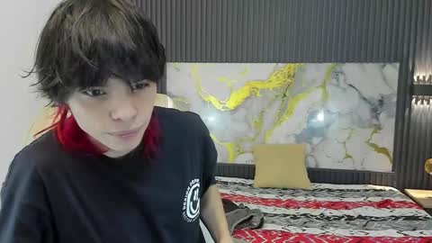 Snapshot of sylasfrost chatting on 12/19/25, 07:54 sylasfrost online show from 12/19/25, 07:54