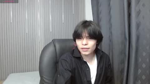 Snapshot of sylasfrost chatting on 03/16/26, 01:33 sylasfrost online show from 03/16/26, 01:33