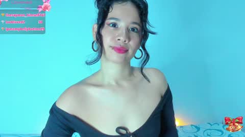 Snapshot of sylphy17 chatting on 01/04/25, 11:33 sylphy17 online show from 01/04/25, 11:33