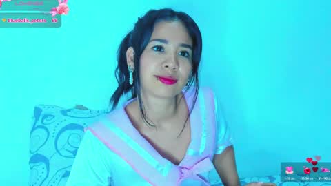 Snapshot of sylphy17 chatting on 02/19/25, 10:34 sylphy17 online show from 02/19/25, 10:34
