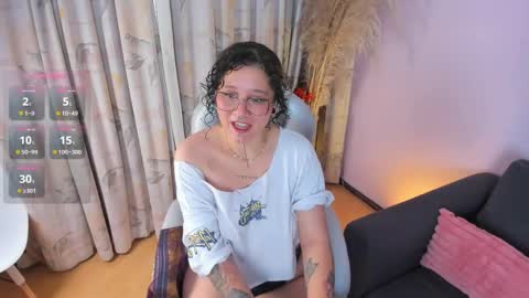 Snapshot of sylvara_bx chatting on 05/11/26, 11:49 online show from 05/11/26, 11:49
